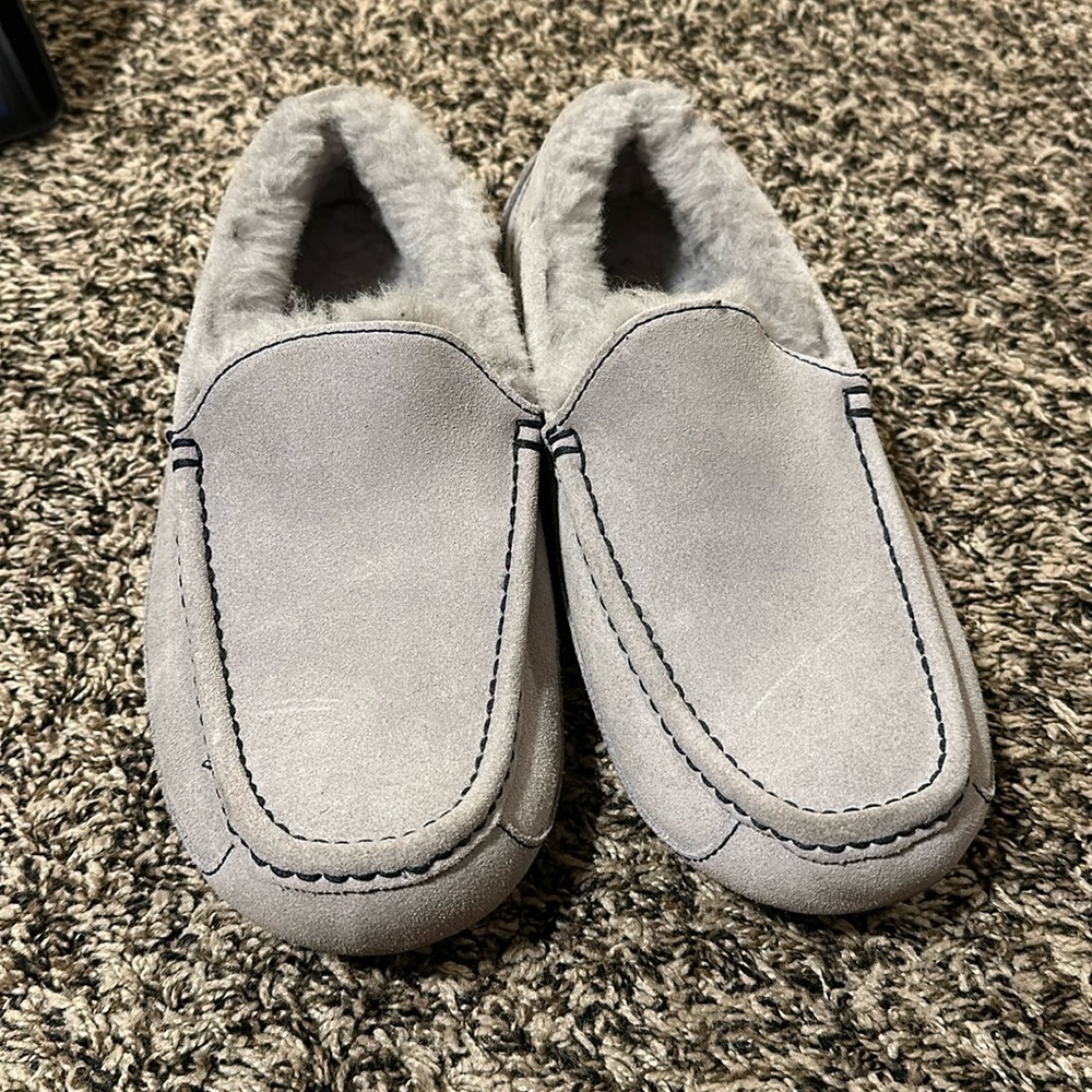 UGG men’s moccasin